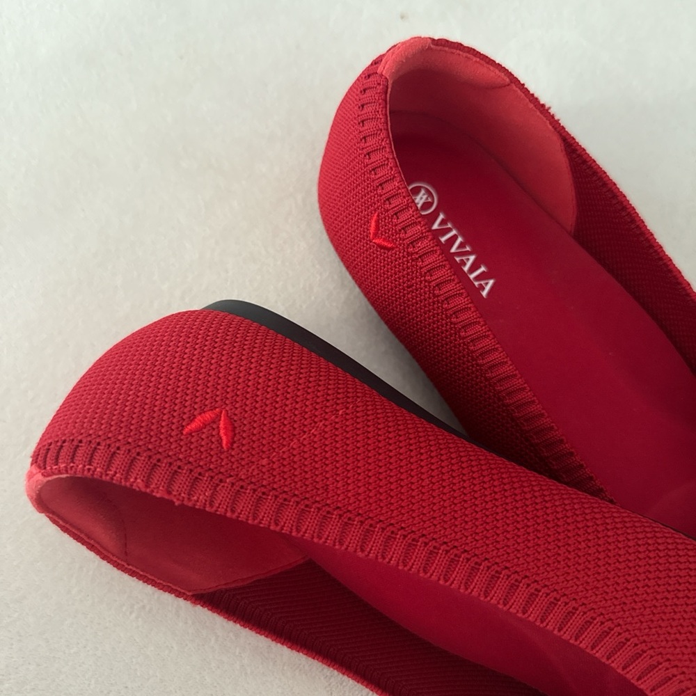 Vivaia Pointed Toe Ballet Flats - Picture 5 of 5